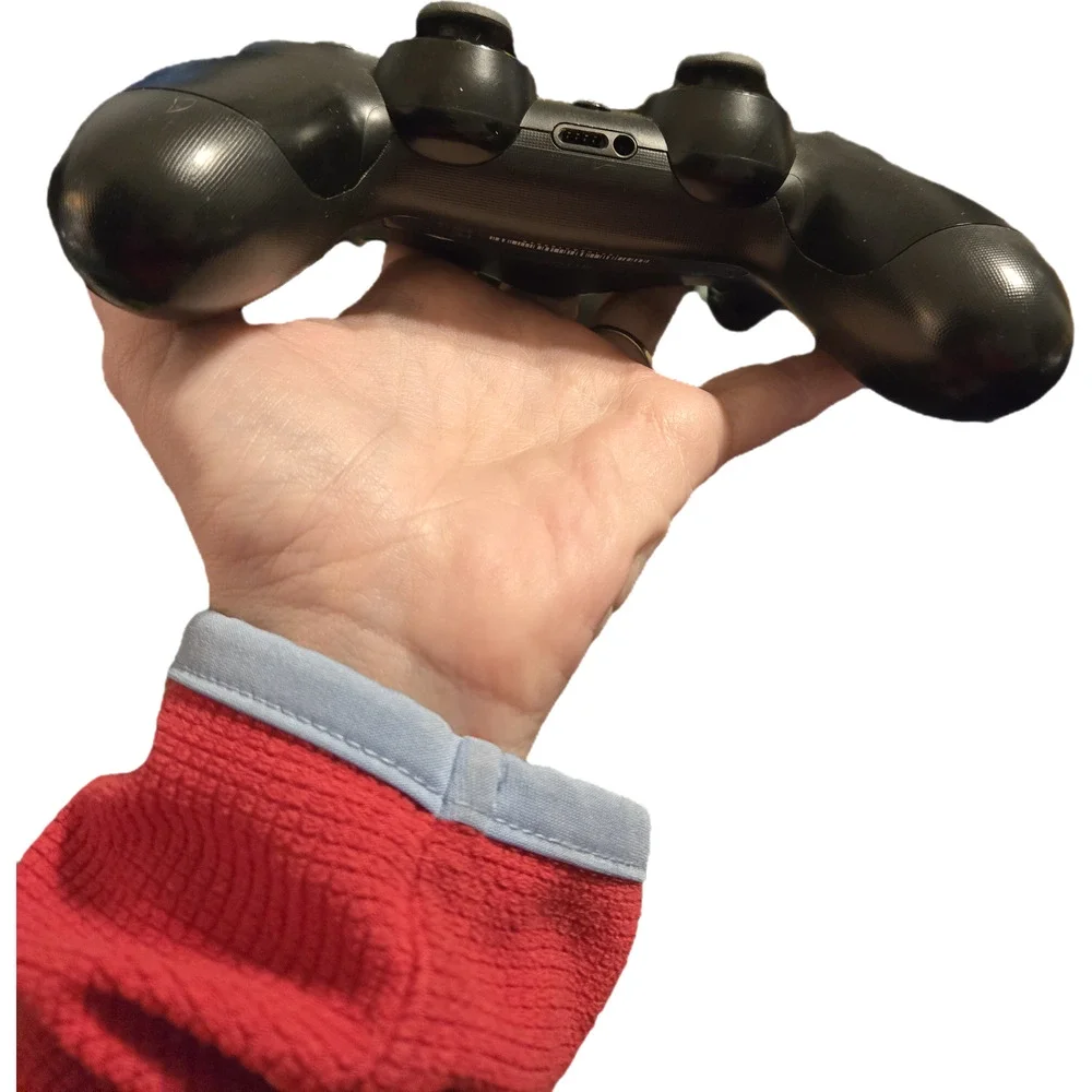 Sony DualShock 4 Wireless Controller (Jet Black) – Model CUH-ZCT1U